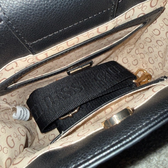 GUESS Black and Cream Satchel - Picture 3 of 7